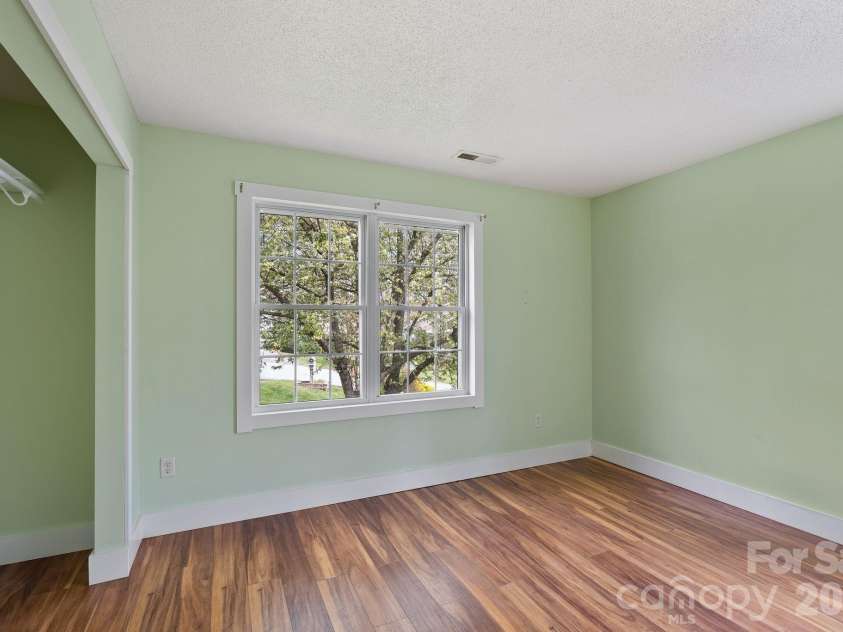 73 Creeks End Circle, Mills River, NC 28759.  MLS# CAR4365909, YatesRealty ID 9791. 