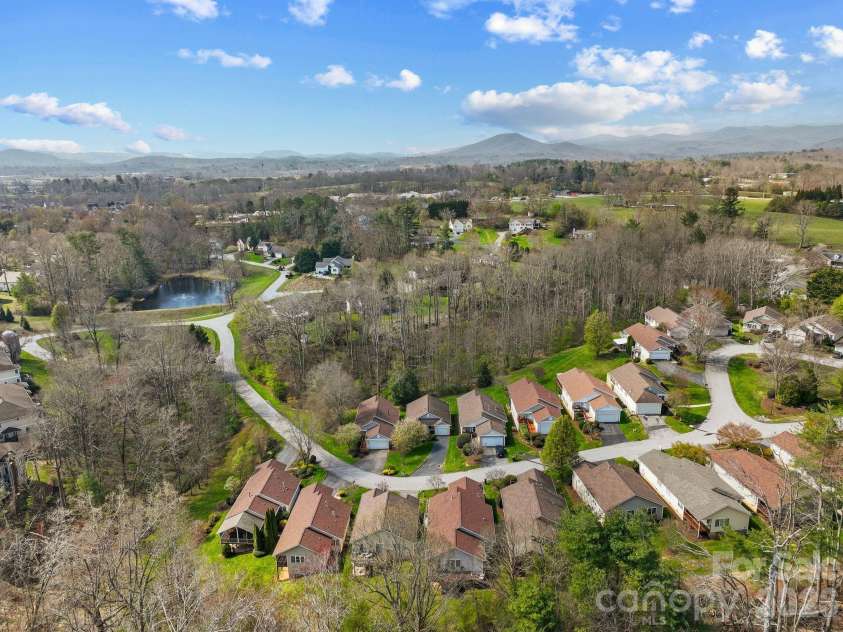 73 Creeks End Circle, Mills River, NC 28759.  MLS# CAR4365909, YatesRealty ID 9791. Convenient Mountain Living