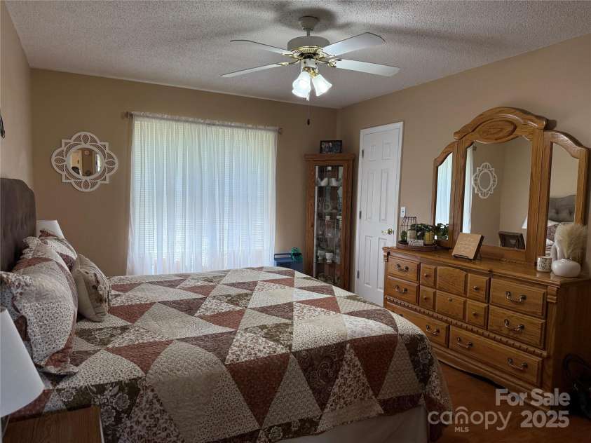 1025 Bee Line Lane, Salisbury, NC 28147.  MLS# CAR4249170, YatesRealty ID 9792. 