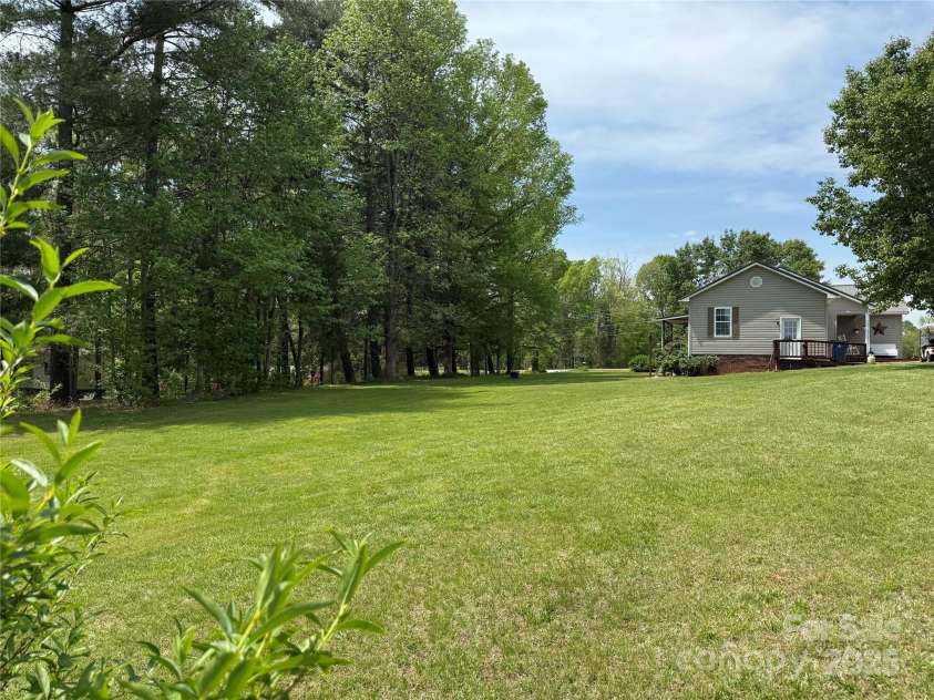 1025 Bee Line Lane, Salisbury, NC 28147.  MLS# CAR4249170, YatesRealty ID 9792. 