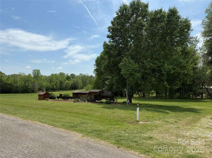 1025 Bee Line Lane, Salisbury, NC 28147.  MLS# CAR4249170, YatesRealty ID 9792. 