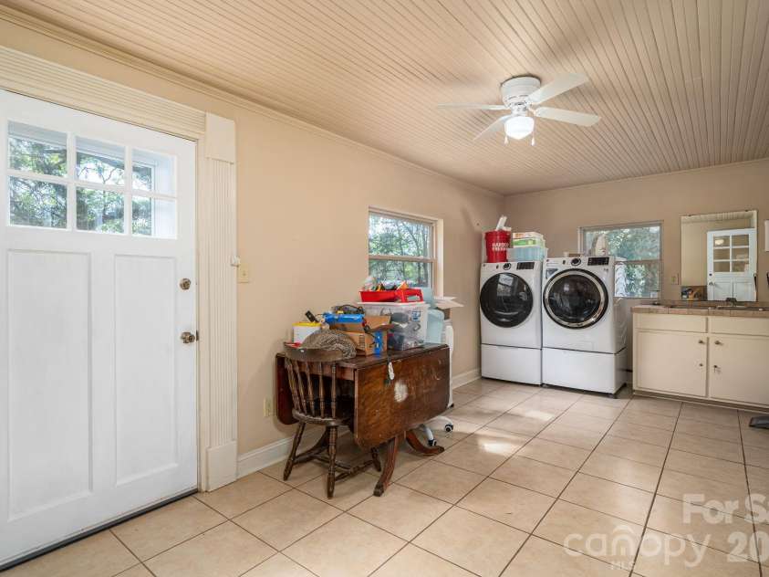 1105 Hillcrest Drive, Cherryville, NC 28021.  MLS# CAR4367349, YatesRealty ID 9796. 