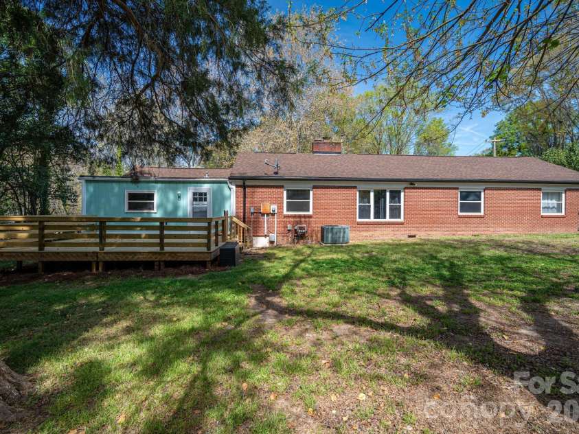 1105 Hillcrest Drive, Cherryville, NC 28021.  MLS# CAR4367349, YatesRealty ID 9796. 