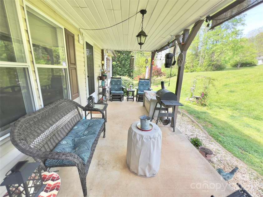 1384 Bradford Mountain Road, Lenoir, NC 28645.  MLS# CAR4248133, YatesRealty ID 9796. 