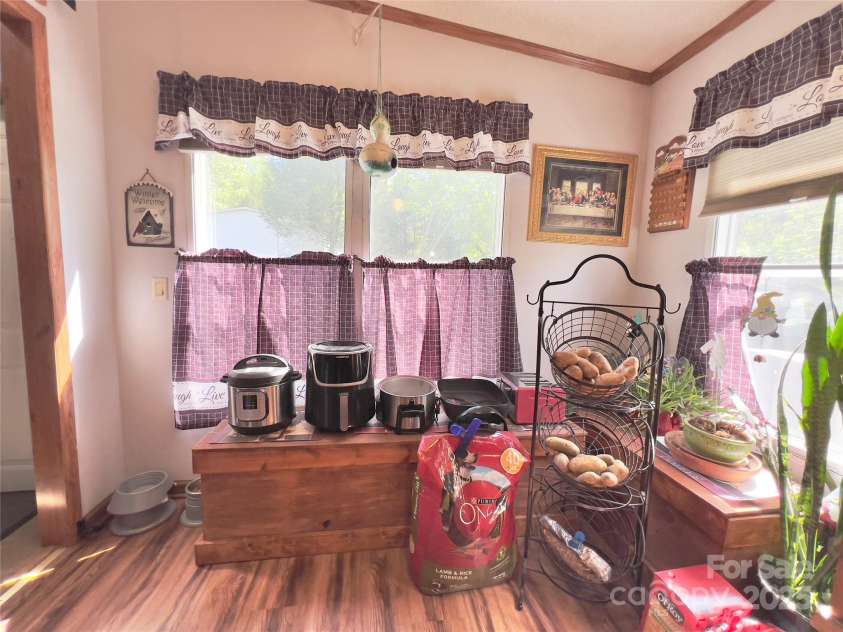 1384 Bradford Mountain Road, Lenoir, NC 28645.  MLS# CAR4248133, YatesRealty ID 9796. 