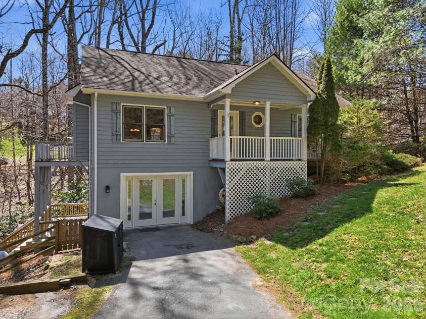 1523 Russ Cornett Road, Boone, NC 28607.  MLS# CAR4367650, YatesRealty ID 9797. 