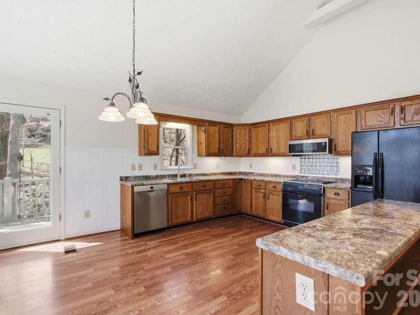 1523 Russ Cornett Road, Boone, NC 28607.  MLS# CAR4367650, YatesRealty ID 9797. 