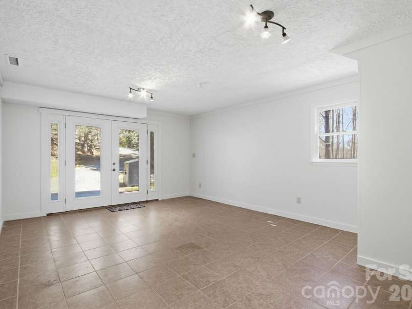 1523 Russ Cornett Road, Boone, NC 28607.  MLS# CAR4367650, YatesRealty ID 9797. 