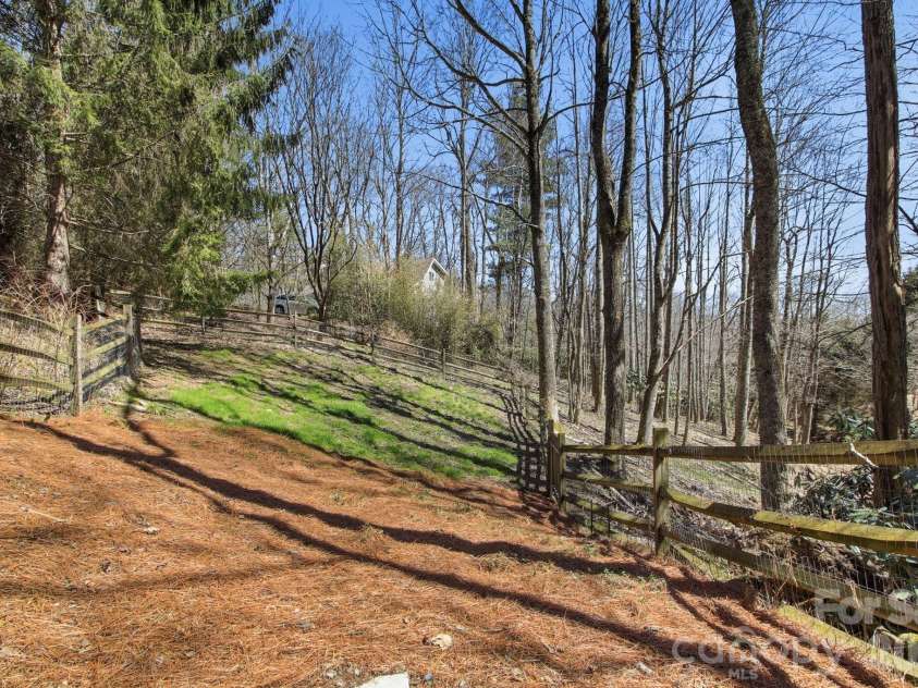 1523 Russ Cornett Road, Boone, NC 28607.  MLS# CAR4367650, YatesRealty ID 9797. 