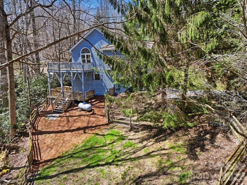 1523 Russ Cornett Road, Boone, NC 28607.  MLS# CAR4367650, YatesRealty ID 9797. 