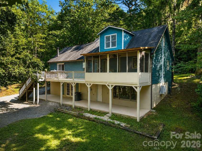 58 Pittman Road, Fletcher, NC 28732.  MLS# CAR4366277, YatesRealty ID 9798. 