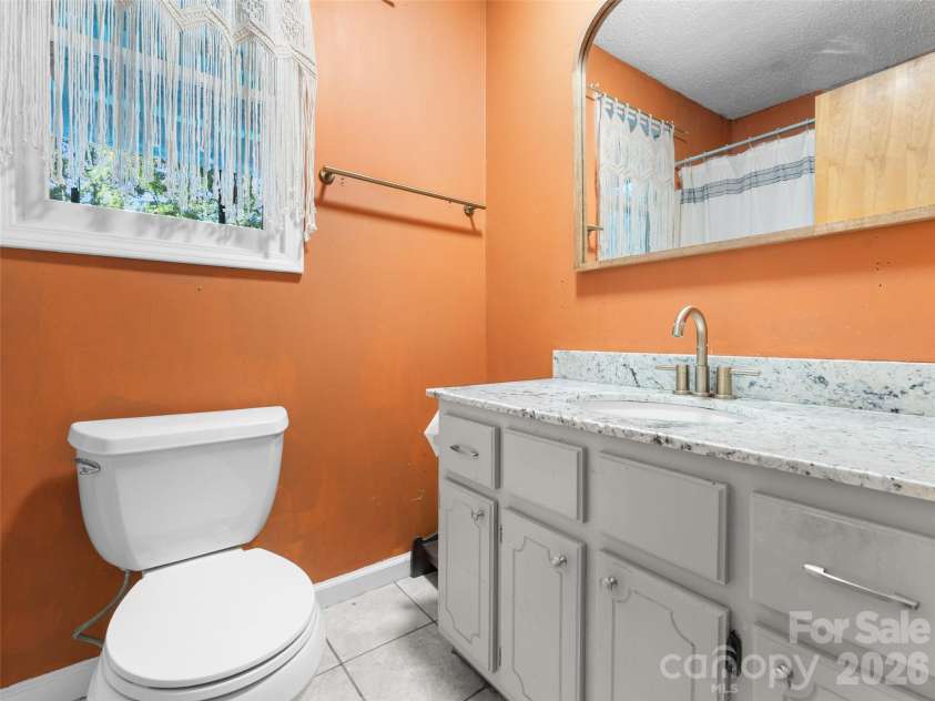 58 Pittman Road, Fletcher, NC 28732.  MLS# CAR4366277, YatesRealty ID 9798. Ensuite