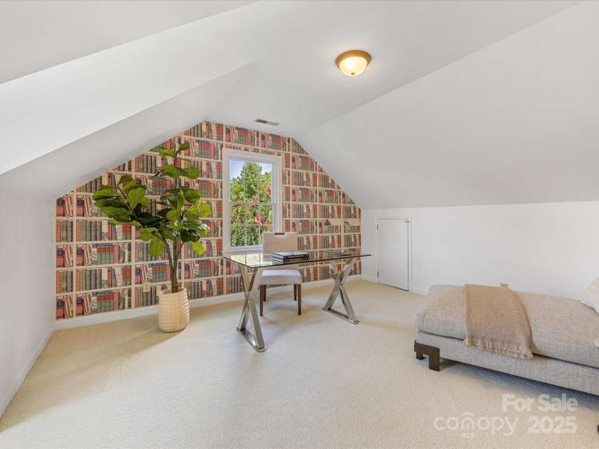 11215 Idlewild Road, Matthews, NC 28105.  MLS# CAR4281881, YatesRealty ID 98. 