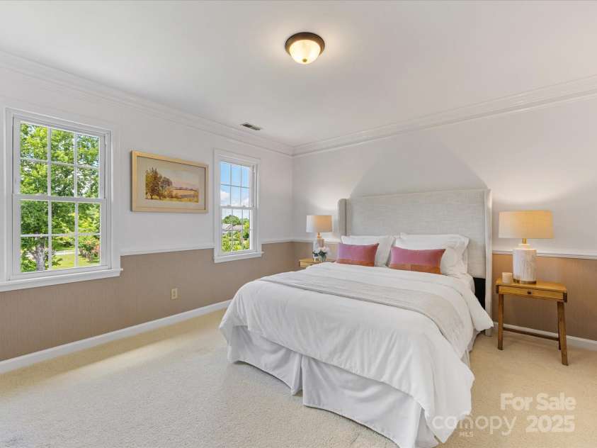 11215 Idlewild Road, Matthews, NC 28105.  MLS# CAR4281881, YatesRealty ID 98. 