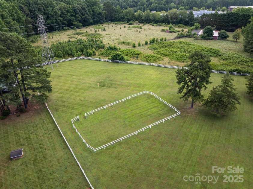 11215 Idlewild Road, Matthews, NC 28105.  MLS# CAR4281881, YatesRealty ID 98. 