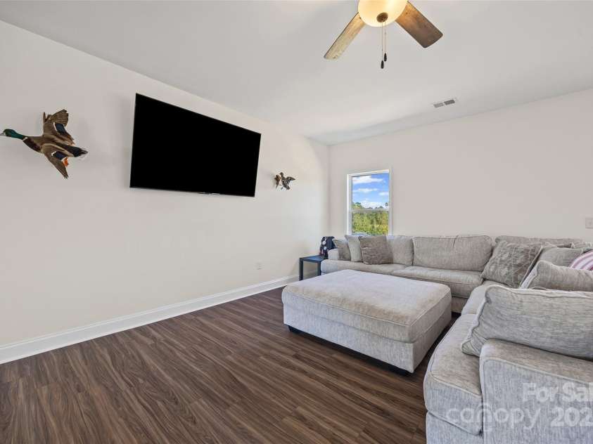 4822 Bull Run Road, Blackstock, SC 29014.  MLS# CAR4311052, YatesRealty ID 980. 