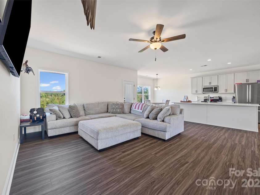 4822 Bull Run Road, Blackstock, SC 29014.  MLS# CAR4311052, YatesRealty ID 980. 