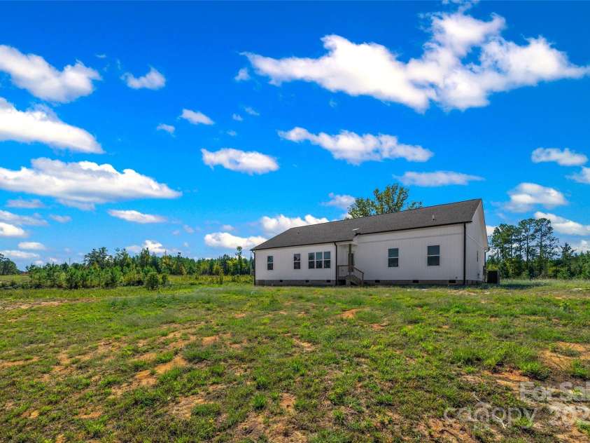 4822 Bull Run Road, Blackstock, SC 29014.  MLS# CAR4311052, YatesRealty ID 980. 