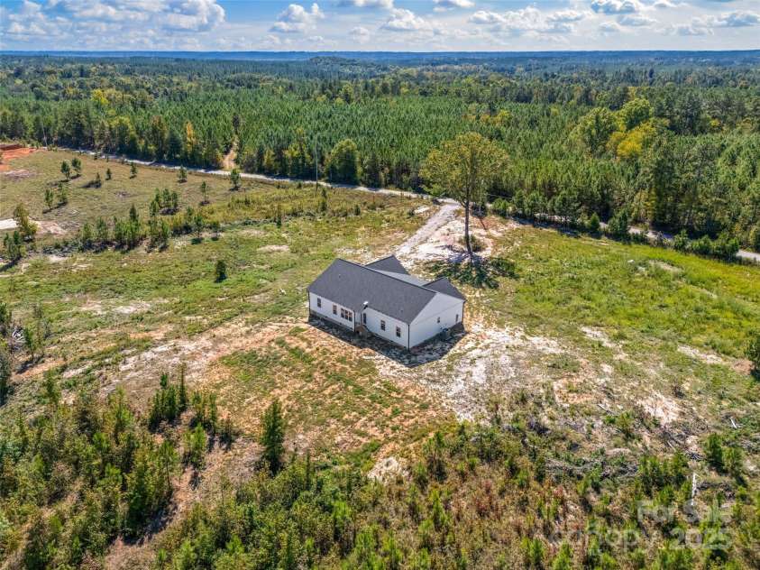 4822 Bull Run Road, Blackstock, SC 29014.  MLS# CAR4311052, YatesRealty ID 980. 