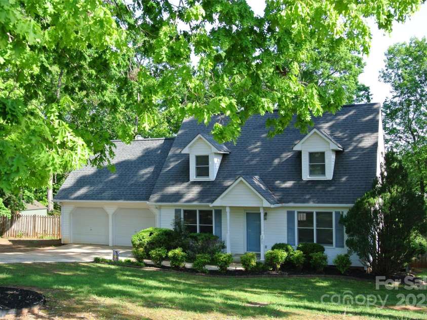 177 Line Drive, Forest City, NC 28043.  MLS# CAR4253066, YatesRealty ID 9802. 