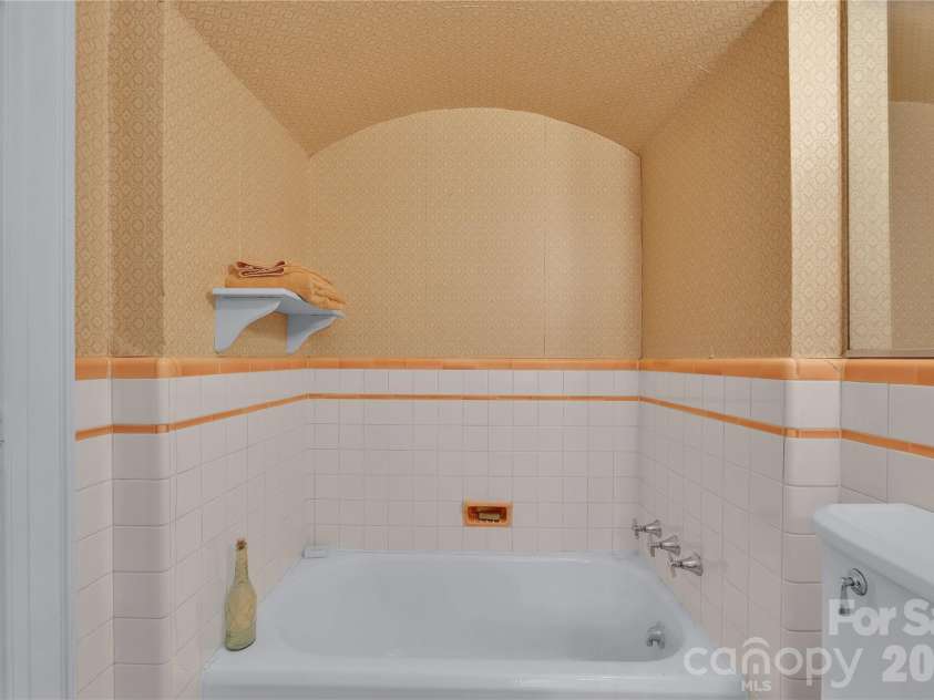 5510 Main Street, Salisbury, NC 28147.  MLS# CAR4364535, YatesRealty ID 9802. 