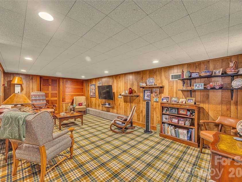 5510 Main Street, Salisbury, NC 28147.  MLS# CAR4364535, YatesRealty ID 9802. 