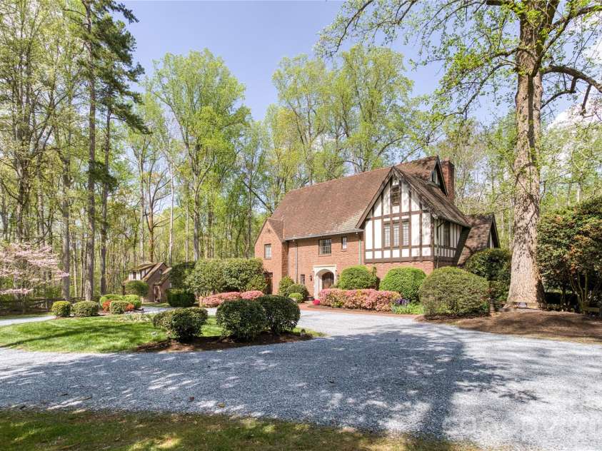5510 Main Street, Salisbury, NC 28147.  MLS# CAR4364535, YatesRealty ID 9802. 