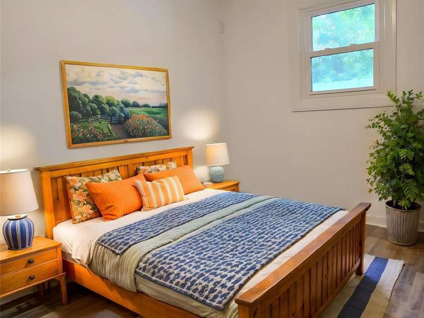 11 10th Avenue, Maiden, NC 28650.  MLS# CAR4253345, YatesRealty ID 9803. 