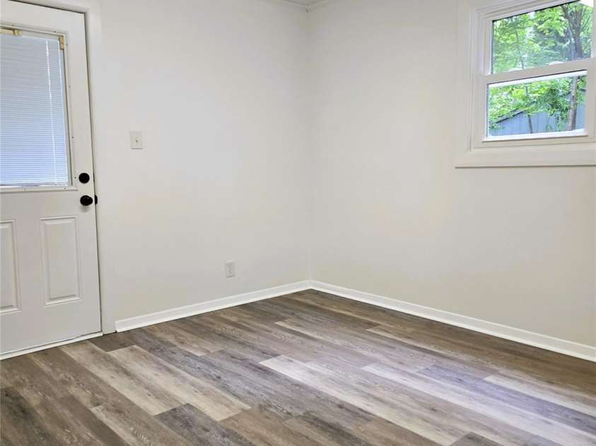 11 10th Avenue, Maiden, NC 28650.  MLS# CAR4253345, YatesRealty ID 9803. 