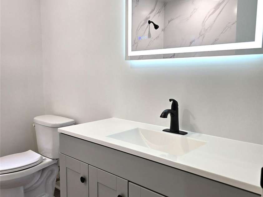 11 10th Avenue, Maiden, NC 28650.  MLS# CAR4253345, YatesRealty ID 9803. 