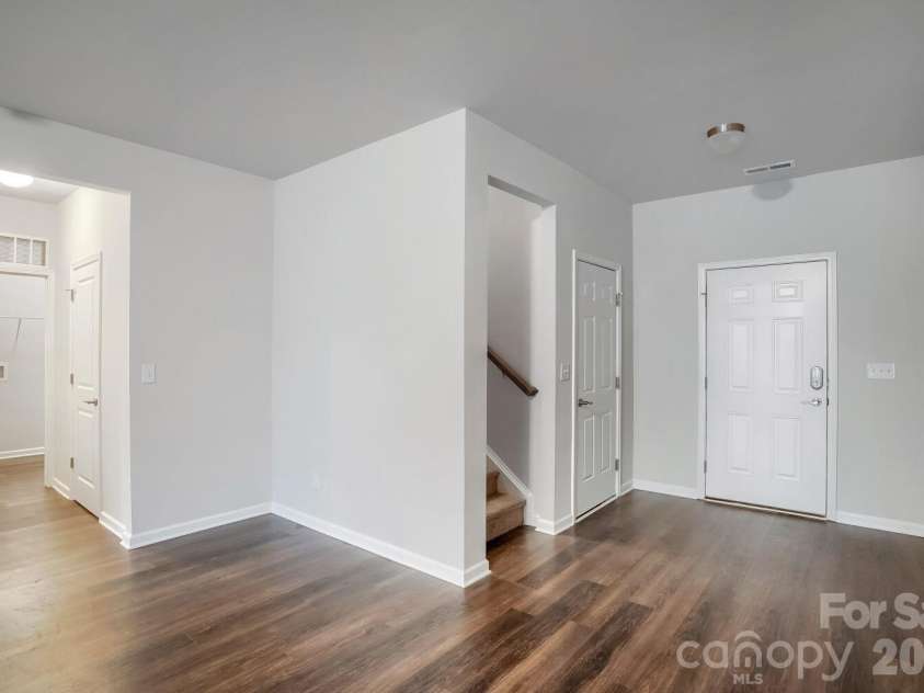 1333 Ron Whicker Drive, Catawba, NC 28609.  MLS# CAR4366004, YatesRealty ID 9804. 