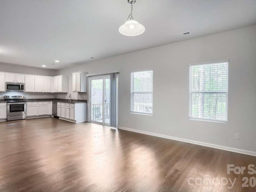 1333 Ron Whicker Drive, Catawba, NC 28609.  MLS# CAR4366004, YatesRealty ID 9804. 