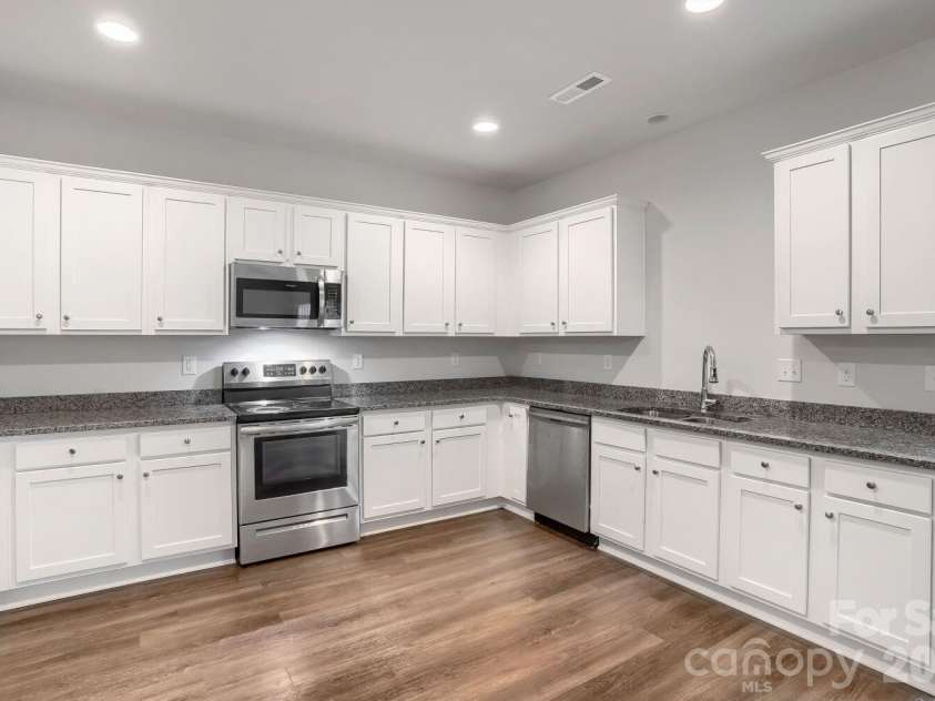 1333 Ron Whicker Drive, Catawba, NC 28609.  MLS# CAR4366004, YatesRealty ID 9804. 