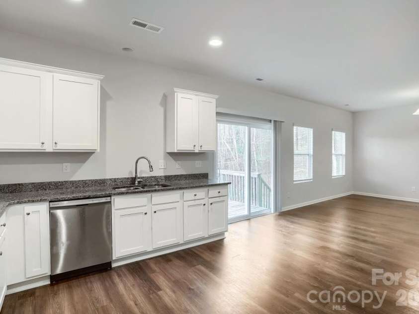 1333 Ron Whicker Drive, Catawba, NC 28609.  MLS# CAR4366004, YatesRealty ID 9804. 