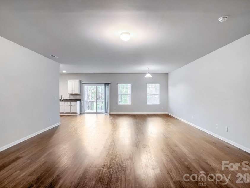 1333 Ron Whicker Drive, Catawba, NC 28609.  MLS# CAR4366004, YatesRealty ID 9804. 