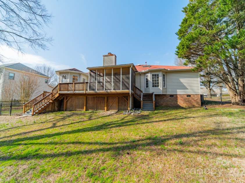 3447 Nestling Lane, Fort Mill, SC 29708.  MLS# CAR4219330, YatesRealty ID 9804. 