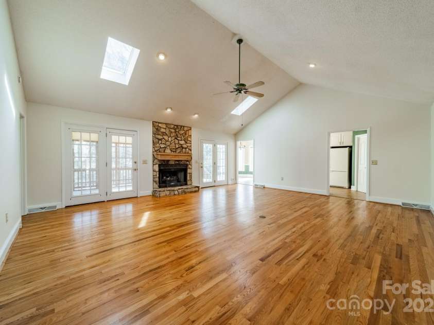 3447 Nestling Lane, Fort Mill, SC 29708.  MLS# CAR4219330, YatesRealty ID 9804. 