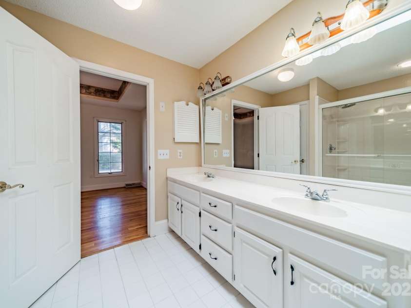 3447 Nestling Lane, Fort Mill, SC 29708.  MLS# CAR4219330, YatesRealty ID 9804. 