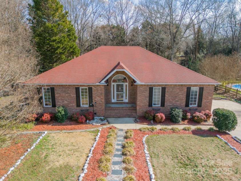 3447 Nestling Lane, Fort Mill, SC 29708.  MLS# CAR4219330, YatesRealty ID 9804. 