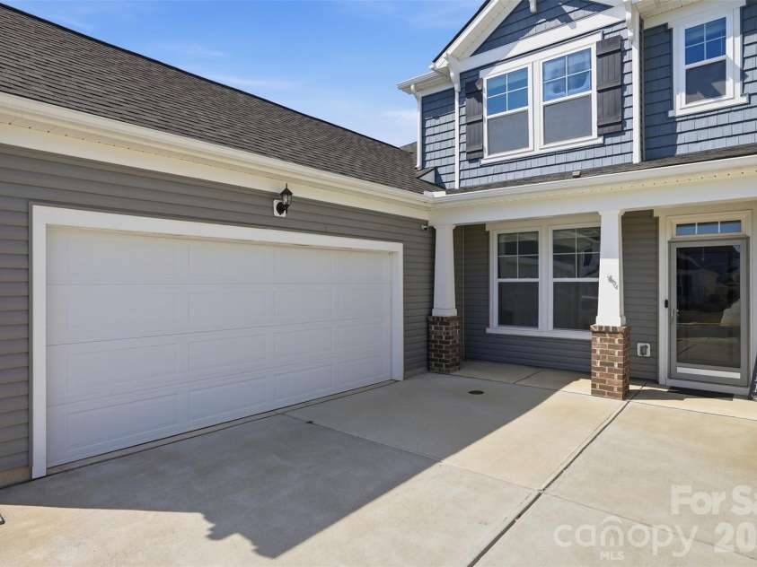 5043 Baileys Run Drive, Rock Hill, SC 29732.  MLS# CAR4359042, YatesRealty ID 9805. 