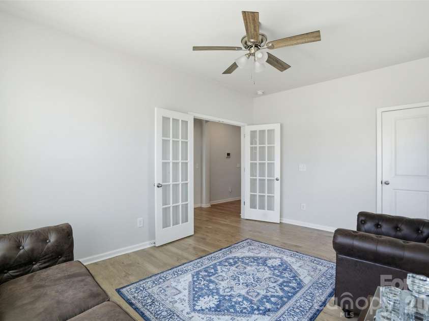 5043 Baileys Run Drive, Rock Hill, SC 29732.  MLS# CAR4359042, YatesRealty ID 9805. 