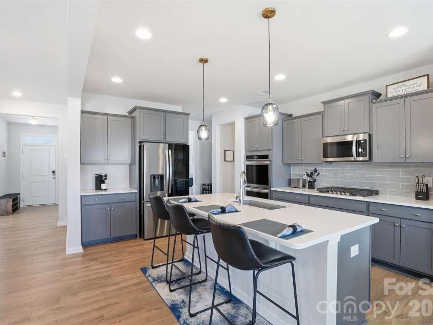 5043 Baileys Run Drive, Rock Hill, SC 29732.  MLS# CAR4359042, YatesRealty ID 9805. 