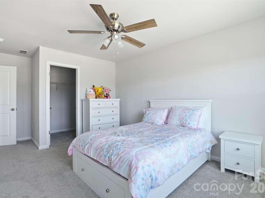 5043 Baileys Run Drive, Rock Hill, SC 29732.  MLS# CAR4359042, YatesRealty ID 9805. 