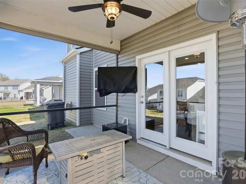 5043 Baileys Run Drive, Rock Hill, SC 29732.  MLS# CAR4359042, YatesRealty ID 9805. 