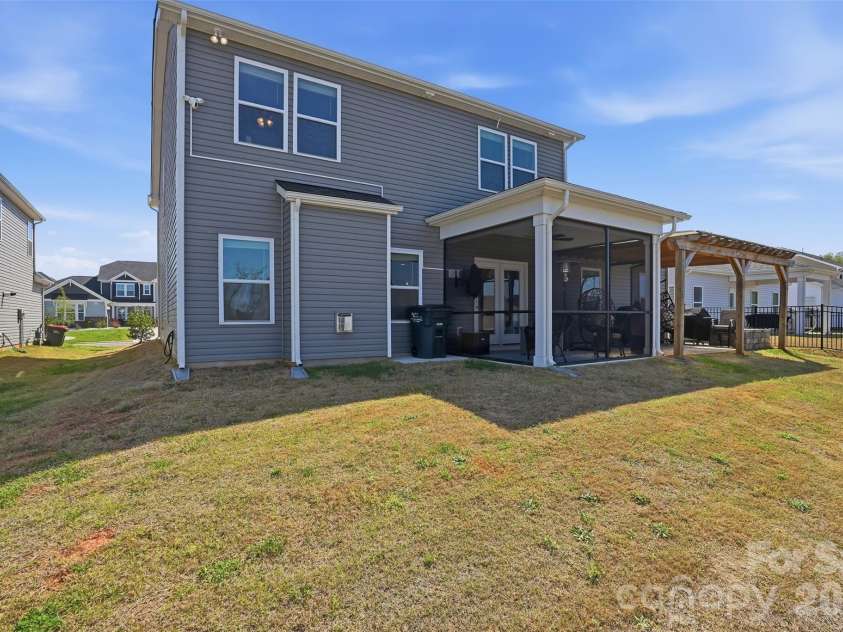 5043 Baileys Run Drive, Rock Hill, SC 29732.  MLS# CAR4359042, YatesRealty ID 9805. 