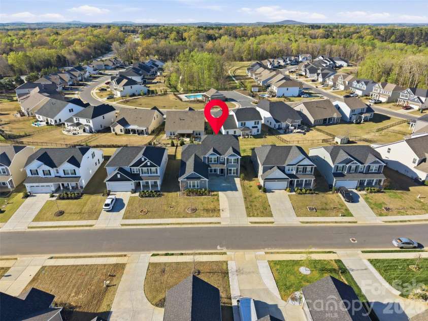 5043 Baileys Run Drive, Rock Hill, SC 29732.  MLS# CAR4359042, YatesRealty ID 9805. 