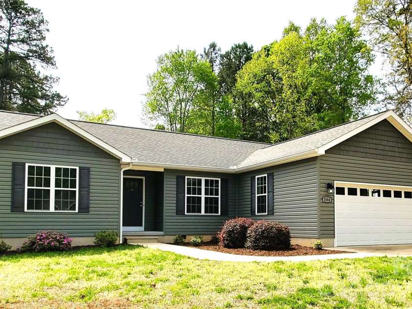 3564 Still Knoll Lane, Sherrills Ford, NC 28673.  MLS# CAR4367548, YatesRealty ID 9806. 