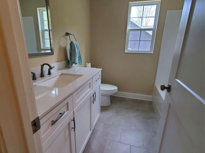 3564 Still Knoll Lane, Sherrills Ford, NC 28673.  MLS# CAR4367548, YatesRealty ID 9806. 