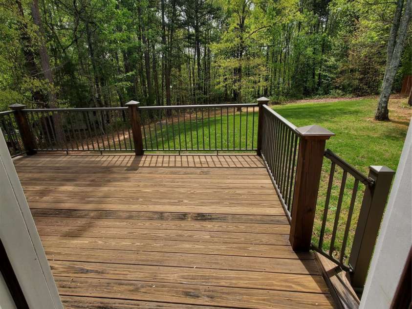 3564 Still Knoll Lane, Sherrills Ford, NC 28673.  MLS# CAR4367548, YatesRealty ID 9806. Back yard Deck