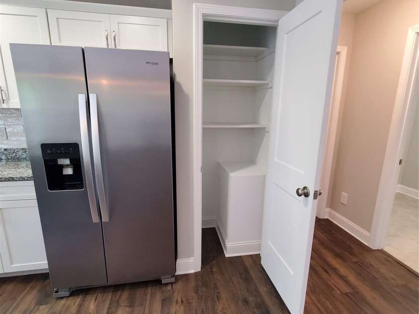 3564 Still Knoll Lane, Sherrills Ford, NC 28673.  MLS# CAR4367548, YatesRealty ID 9806. Kitchen